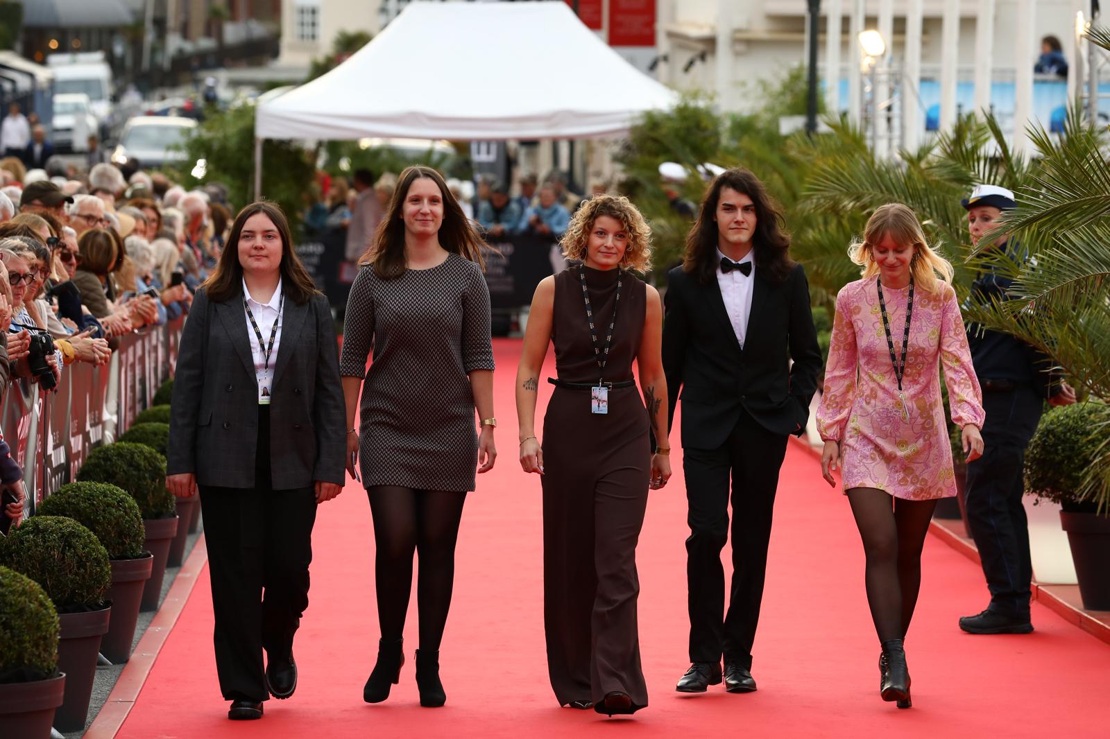 144f7de7-9b5a-4376-8dfa-e677375b31f9